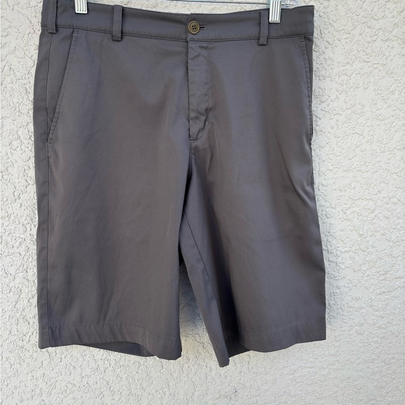Nike Gray Flat Front Shorts for Casual Comfort - Picture 4 of 9